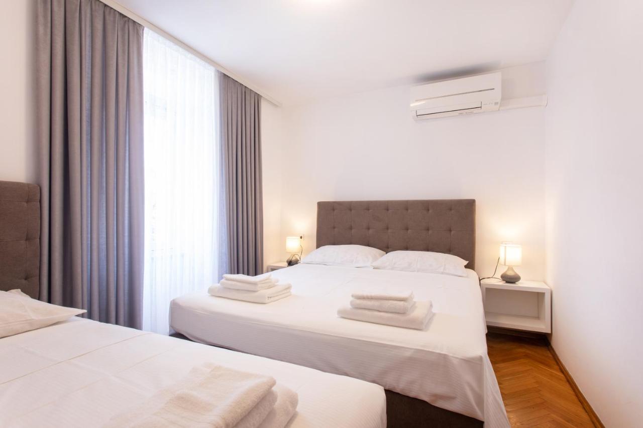 Apartmaji Pri Perotu Izola Exterior foto